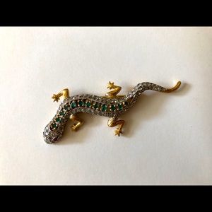 Salamander green and gold gemstone brooch